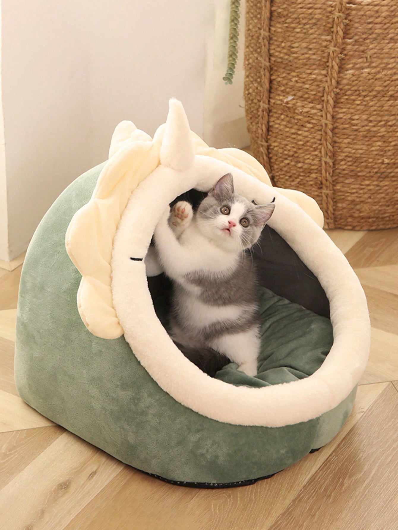 1pc Gray Cat-Shaped Pet Bed Suitable For Small & Medium-Sized Cats And Dogs, All Seasons Puppy Keep Dog Bed Cat Bed