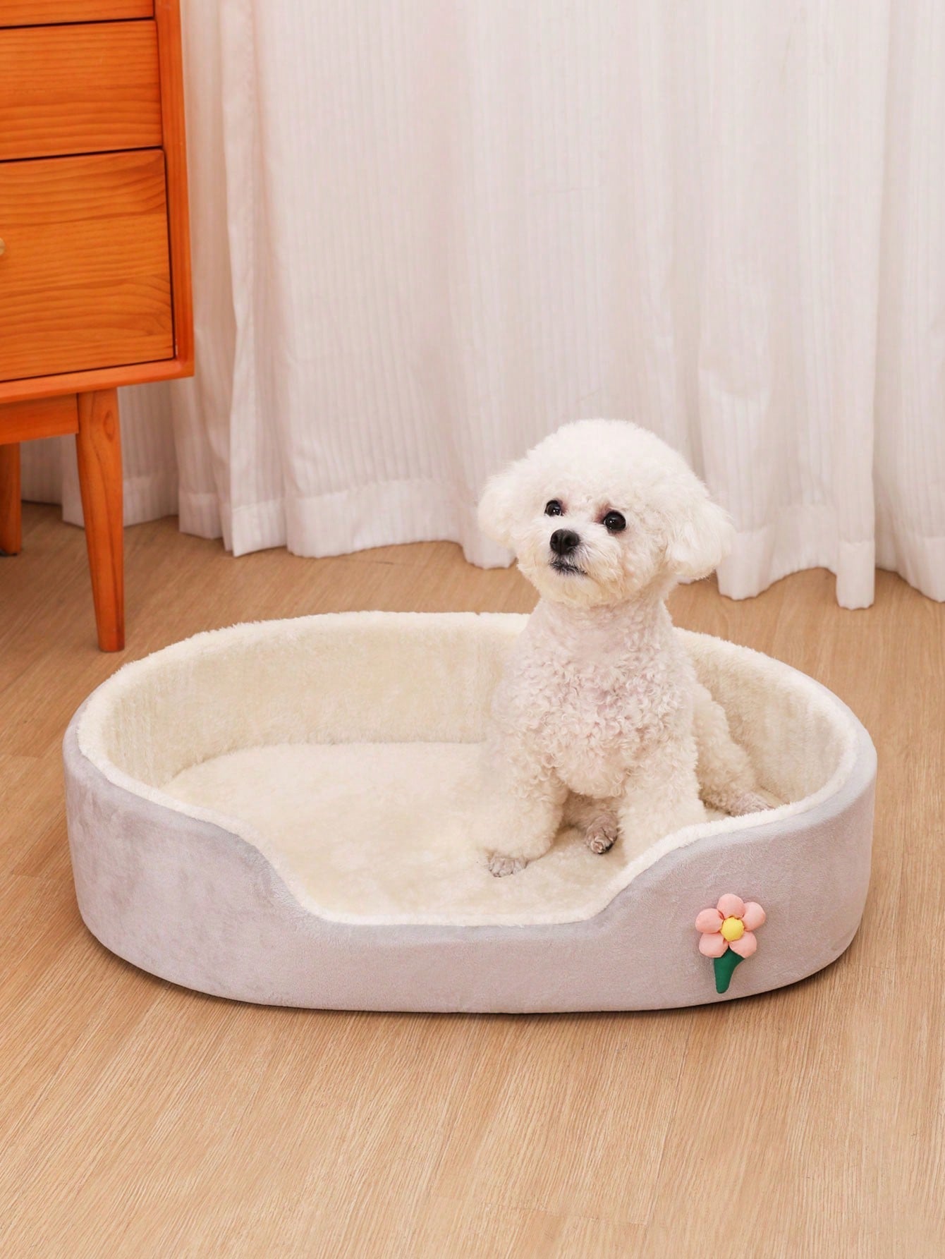 1pc Thick Soft Oval Pet Bed With Flower Decor, Comfortable Non-Slip Waterproof Oval Pet Bed Suitable For Medium/Small Cats & Dogs