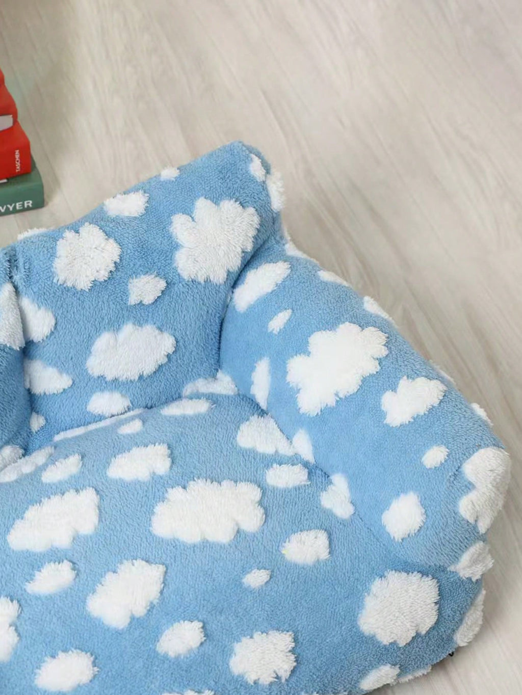Washable All Season Pet Cat/Dog Sofa Bed, Pet Nest/Sleeping Bed For Cats And Dogs
