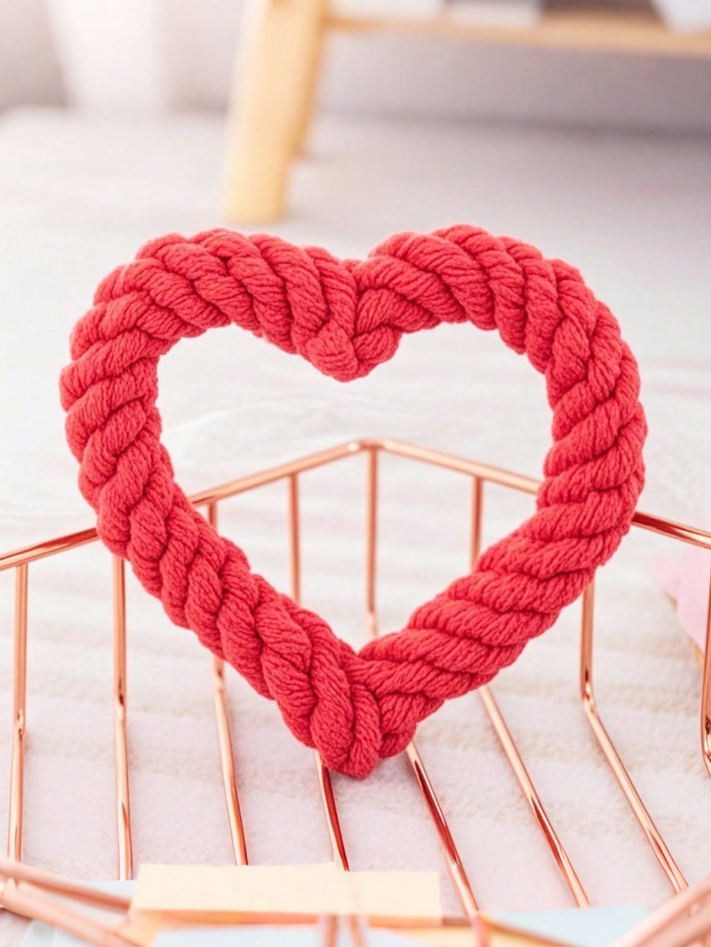 1pc Random Color Heart-Shaped Pet Chew Toy, New Pet Arrival Gift For Kitten Puppy